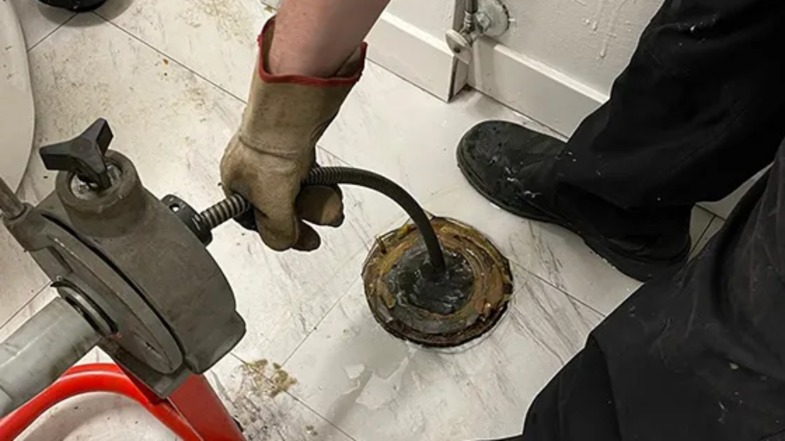 High-Pressure-Drain-Cleaning-in-Surrey-560-X-325